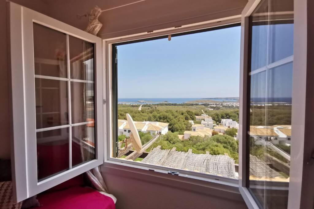 Appartement V. Lona: Beautiful Duplex With A Stunning Seaview à Es Mercadal Extérieur photo
