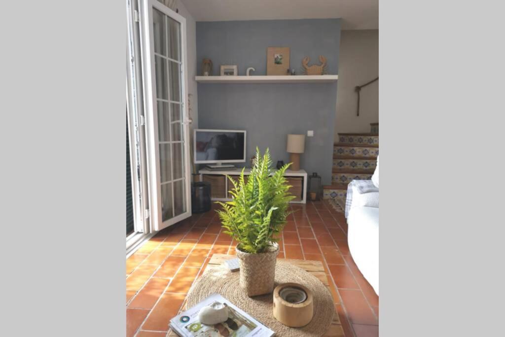 Appartement V. Lona: Beautiful Duplex With A Stunning Seaview à Es Mercadal Extérieur photo